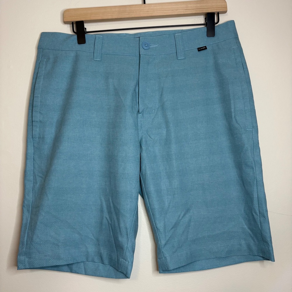 TravisMathew Blue Golf Shorts Men's 32 Performance Stretch Lightweight